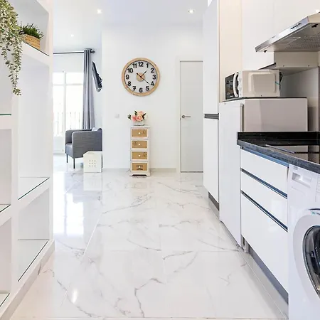 Apartment Arriola Con Terraza By Bossh! Malaga